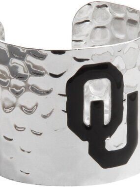 Preowned set of 2 Hammered Cuff Bracelets